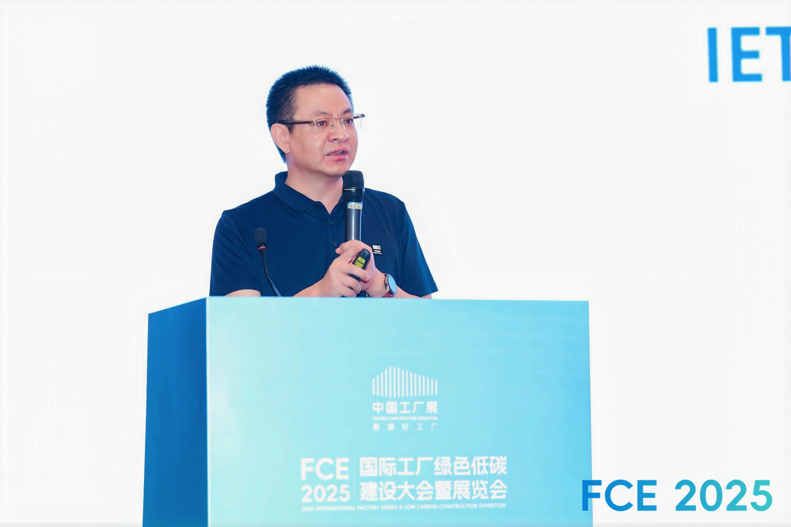 张锋.jpg